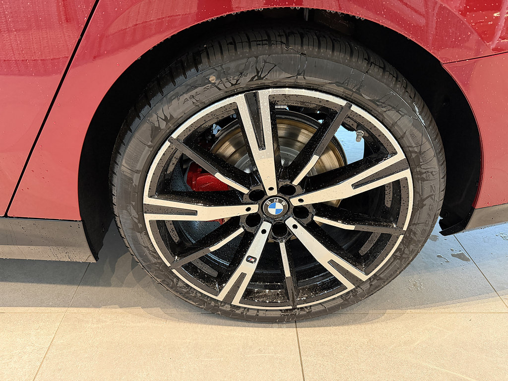 New 2027 BMW 530i xDrive w/ M Sport Package AWD/4WD image 7