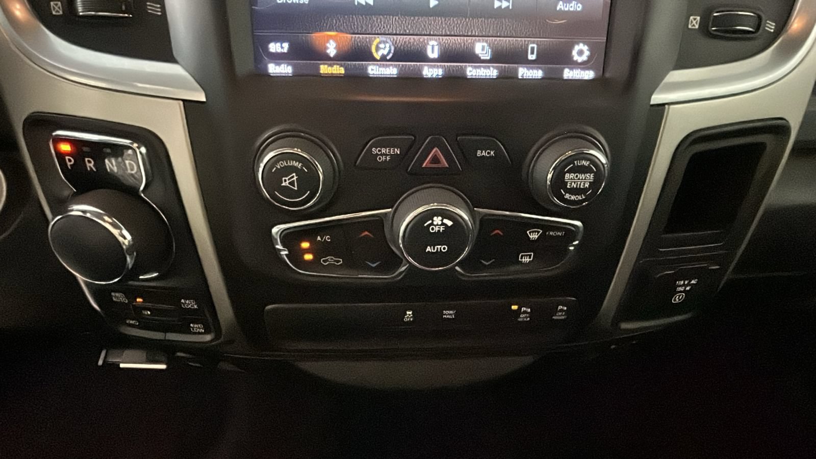 Used 2019 RAM 1500 Big Horn AWD/4WD image 25