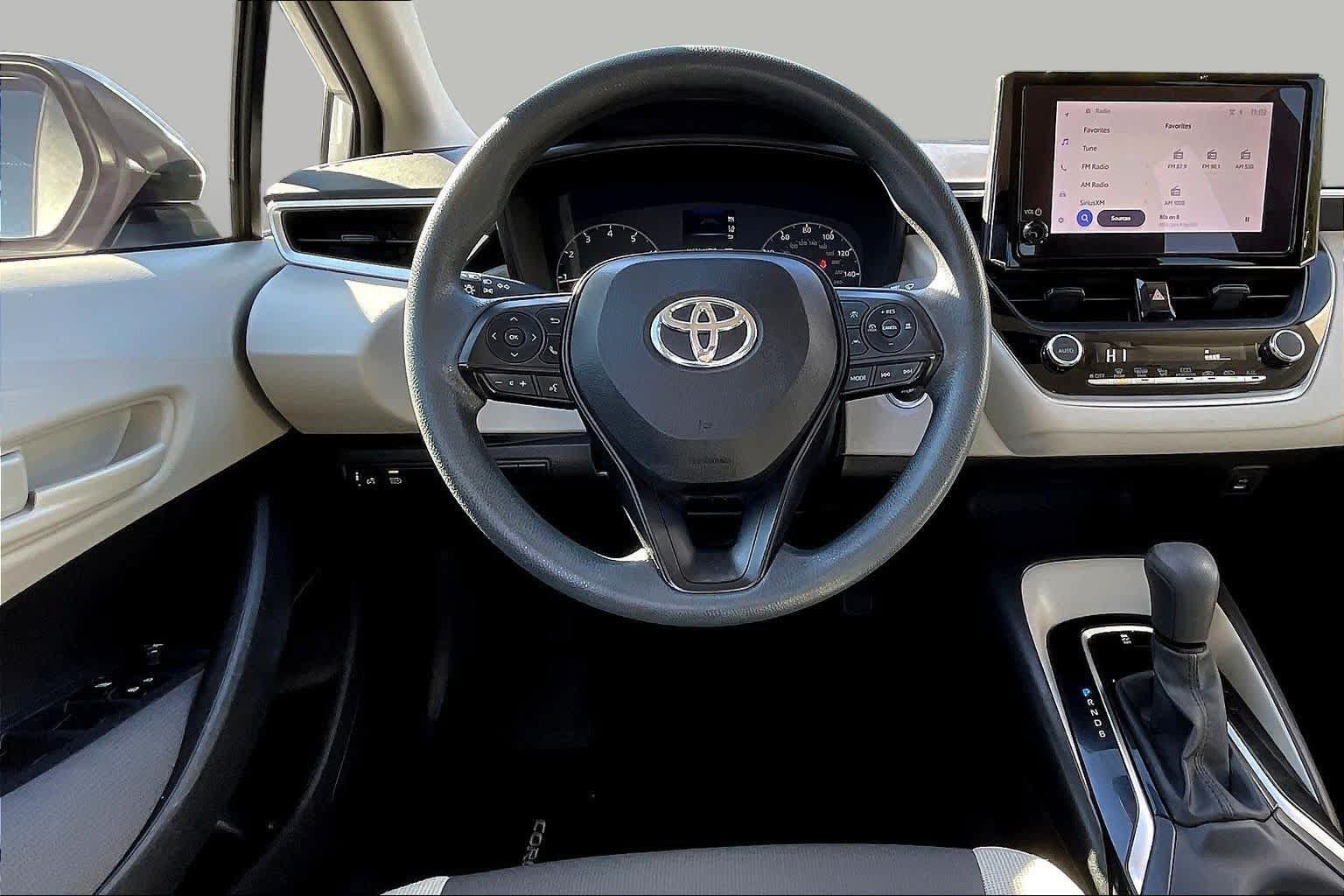 Used 2023 Toyota Corolla LE w/ LE Convenience Package FWD image 6