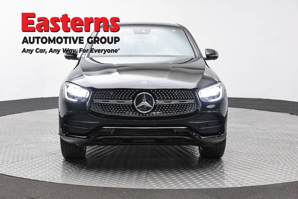 Used 2023 Mercedes-Benz GLC 300 4MATIC Coupe image 2