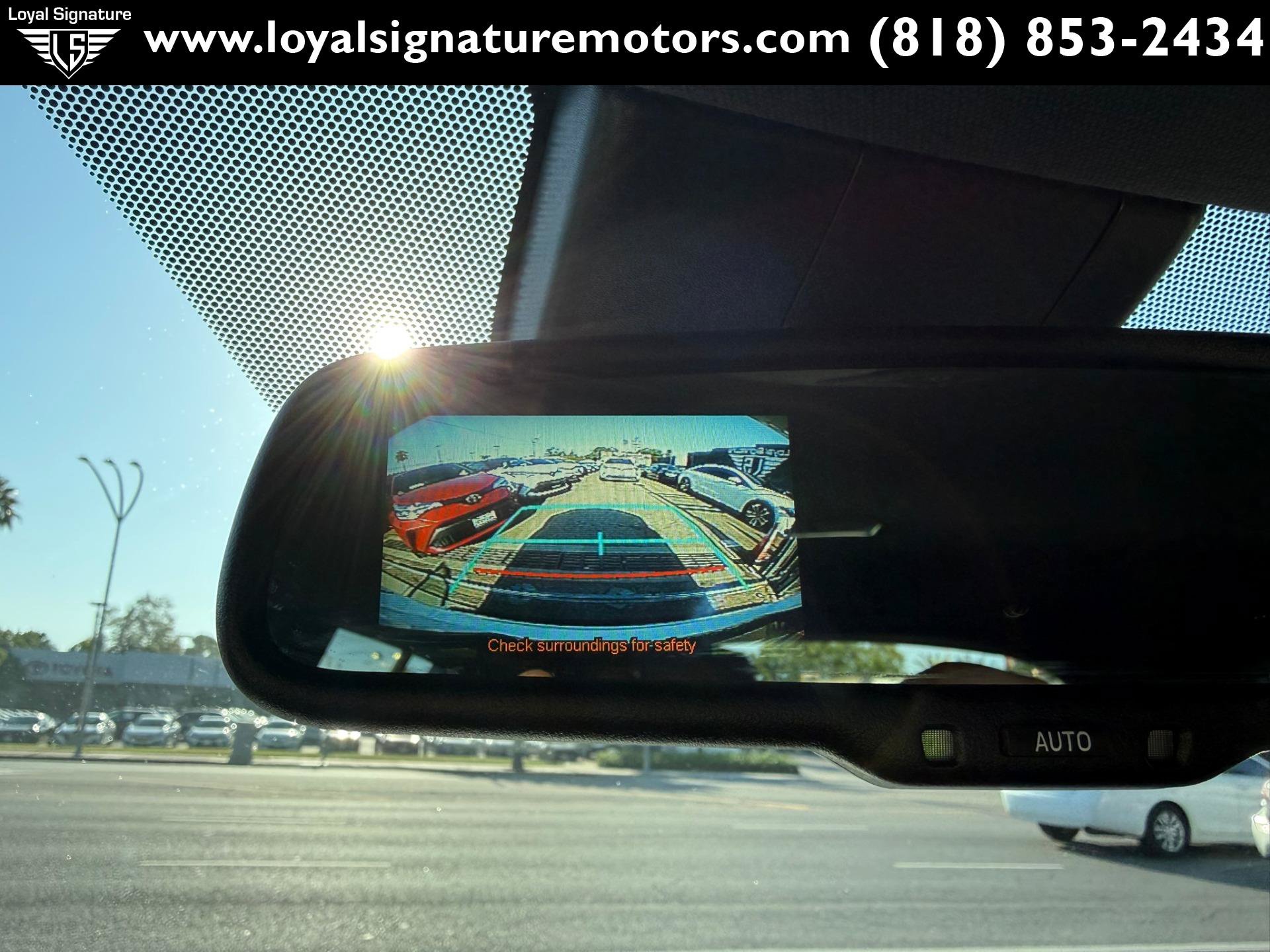 Used 2018 Toyota C-HR XLE FWD image 24