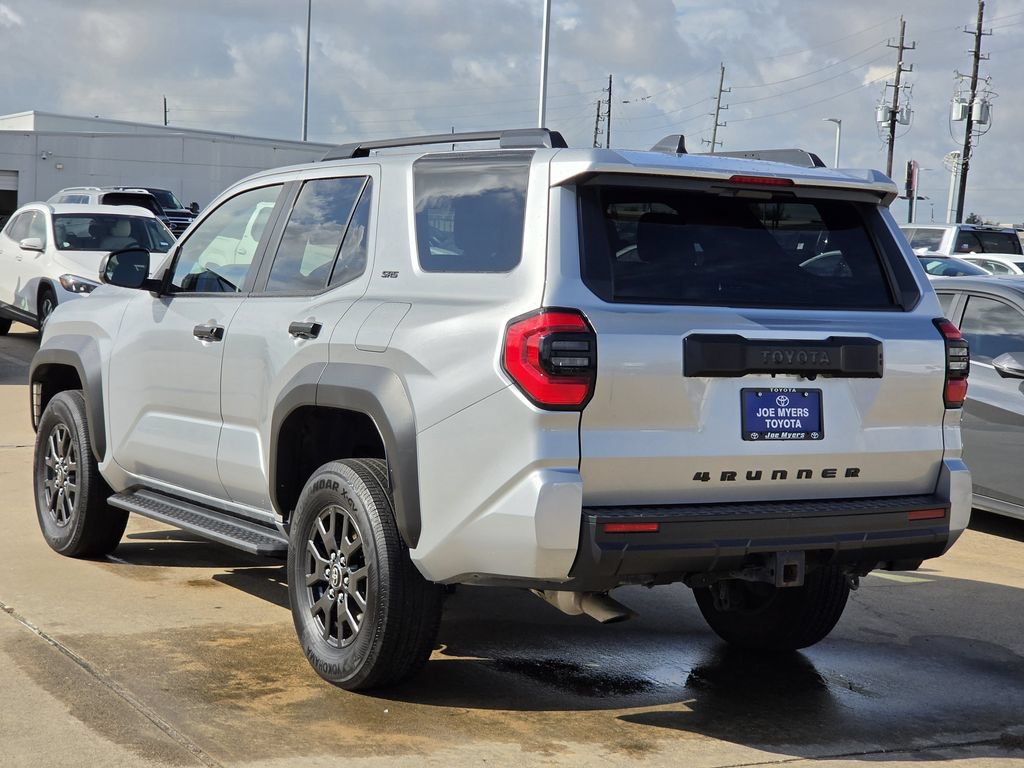 Used 2025 Toyota 4Runner SR5 AWD/4WD image 7