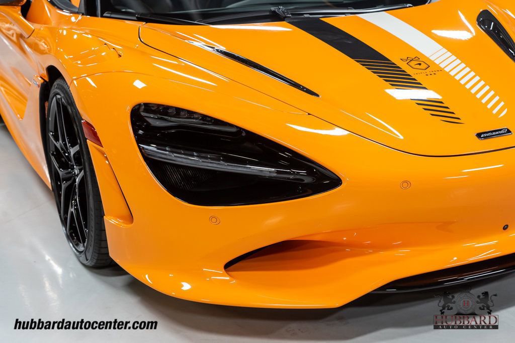 Used 2024 McLaren 750S Spider image 28