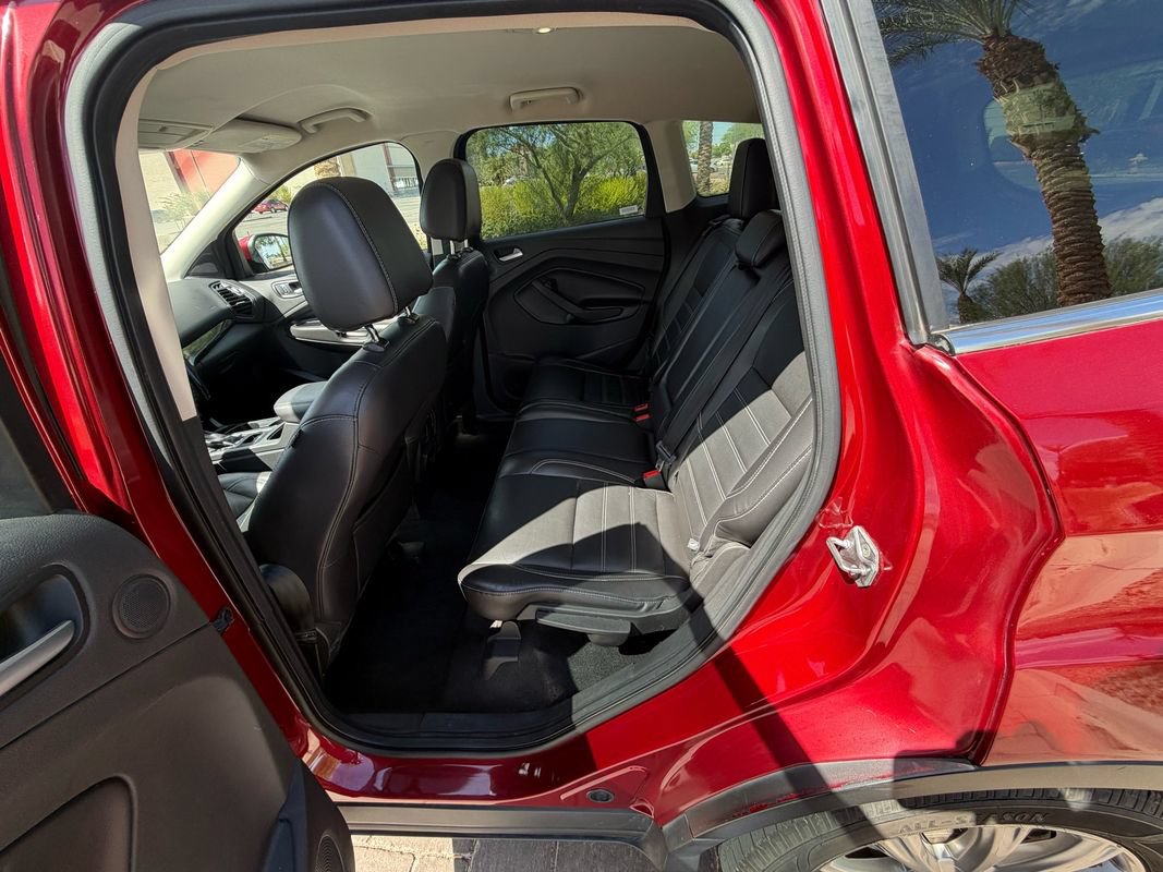 Used 2017 Ford Escape Titanium FWD image 11