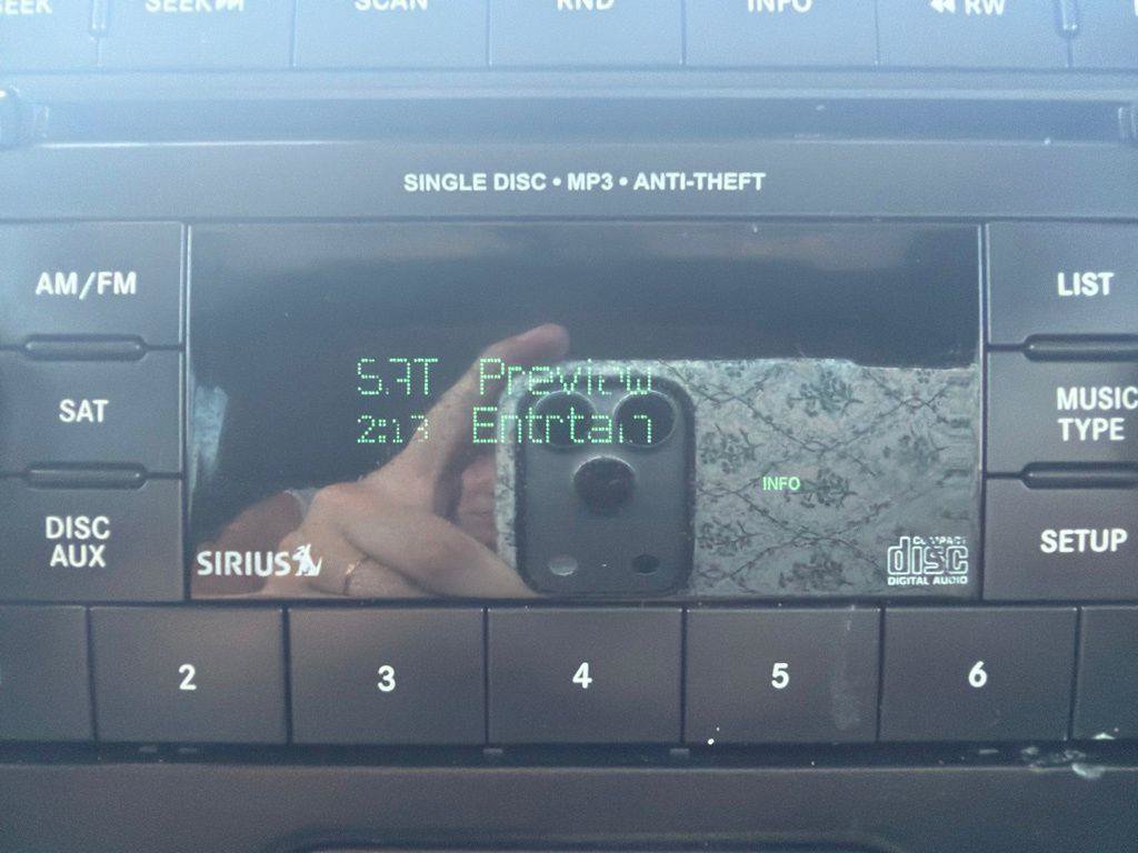 Used 2017 Jeep Wrangler Unlimited Sahara AWD/4WD image 30