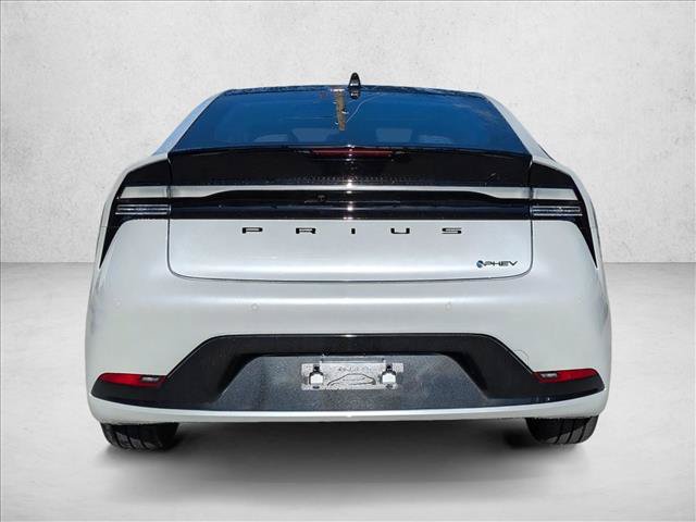 New 2026 Toyota Prius Plug-In Hybrid FWD image 7