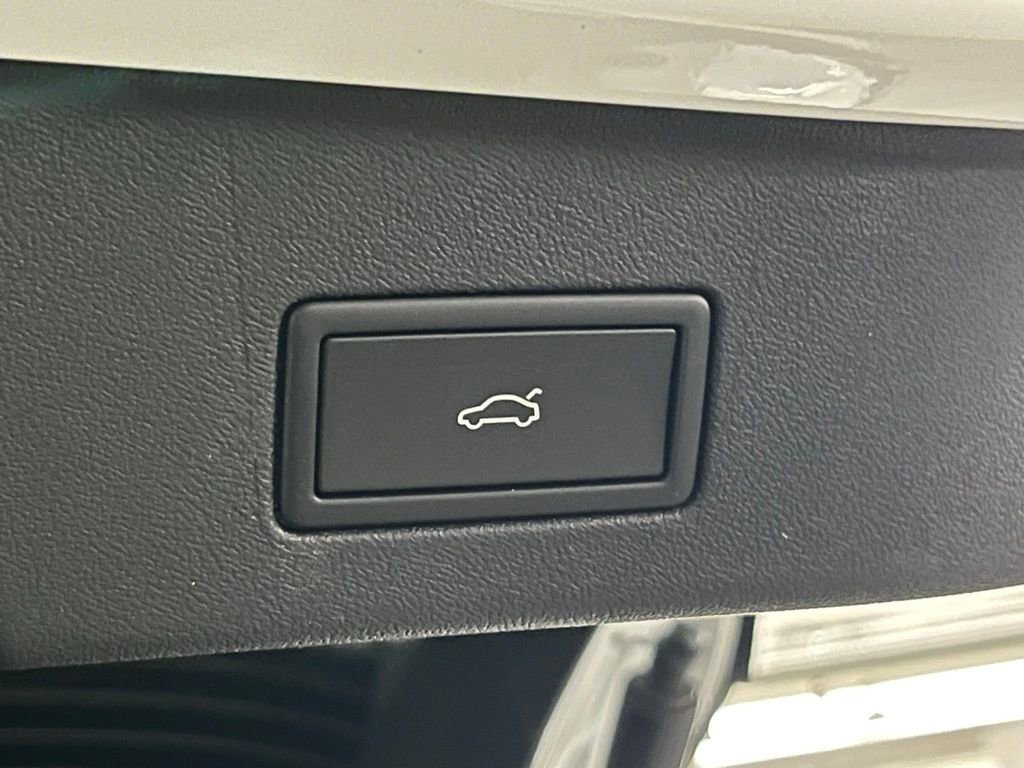 New 2026 Volkswagen ID.4 Pro S Plus image 40