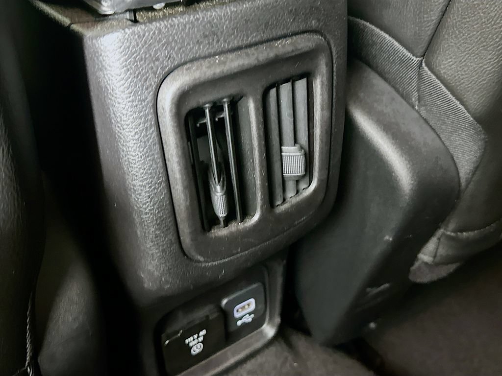 Certified 2021 Jeep Compass Limited AWD/4WD image 35