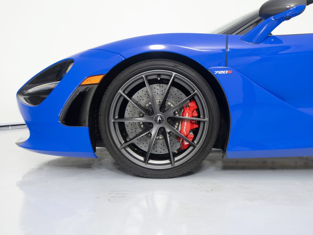 Used 2020 McLaren 720S Spider RWD image 8