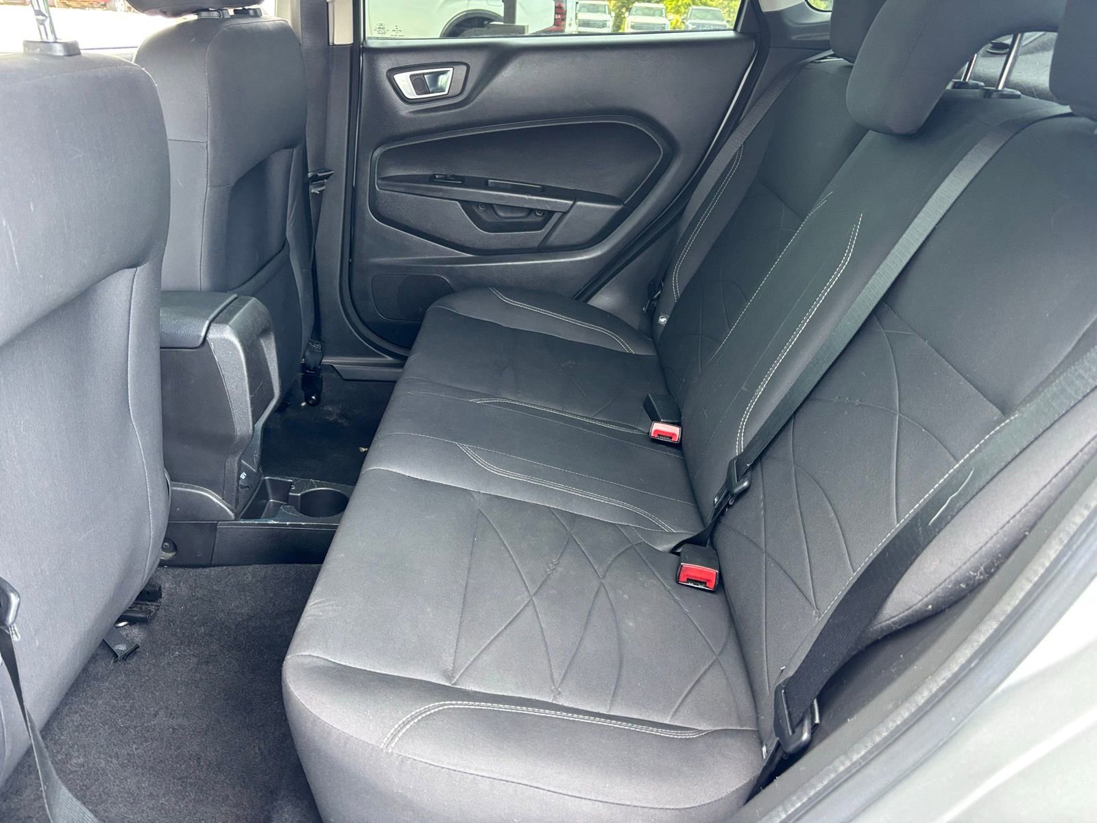 Used 2014 Ford Fiesta SE FWD image 15