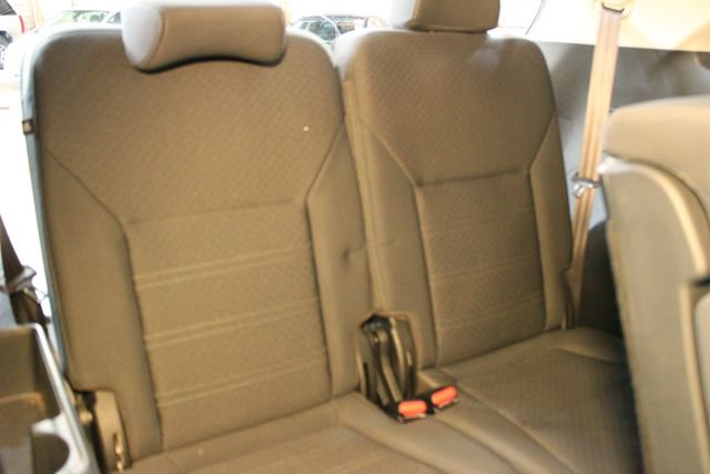 Used 2020 Kia Sorento L FWD image 16