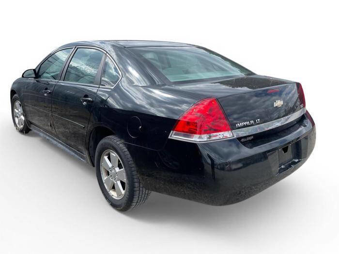 Used 2010 Chevrolet Impala LT FWD image 3