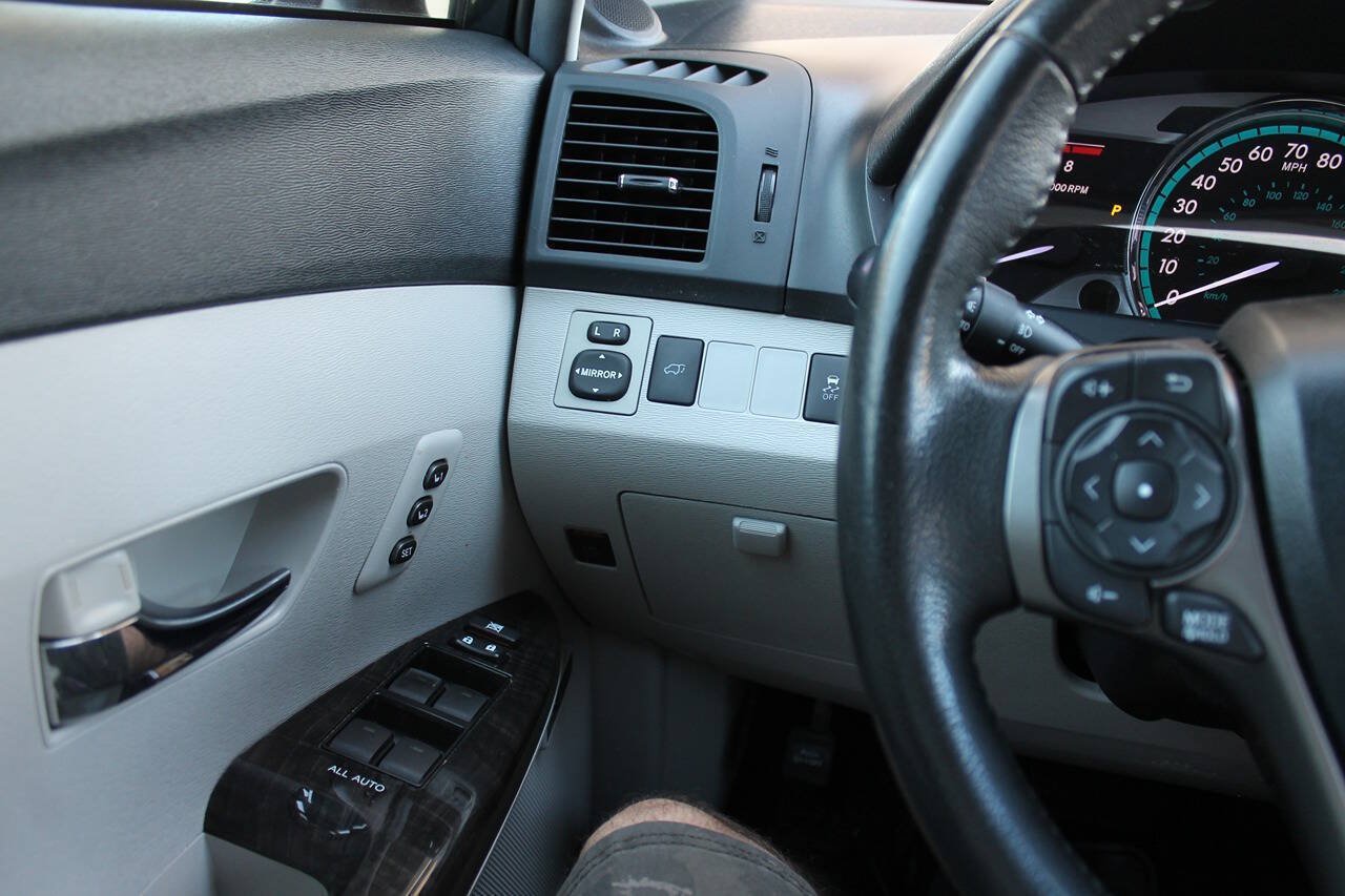 Used 2013 Toyota Venza Limited w/ Tow Prep Pkg AWD/4WD image 36