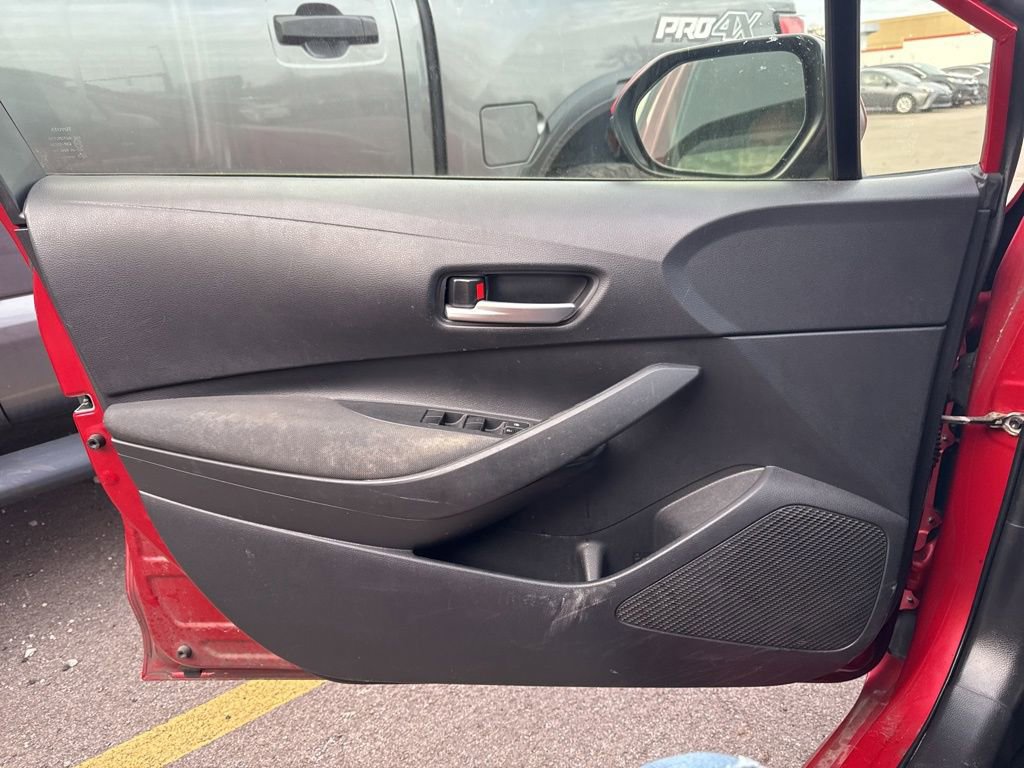 Used 2020 Toyota Corolla LE image 9