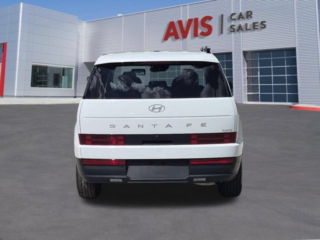 Used 2025 Hyundai Santa Fe SEL FWD image 6