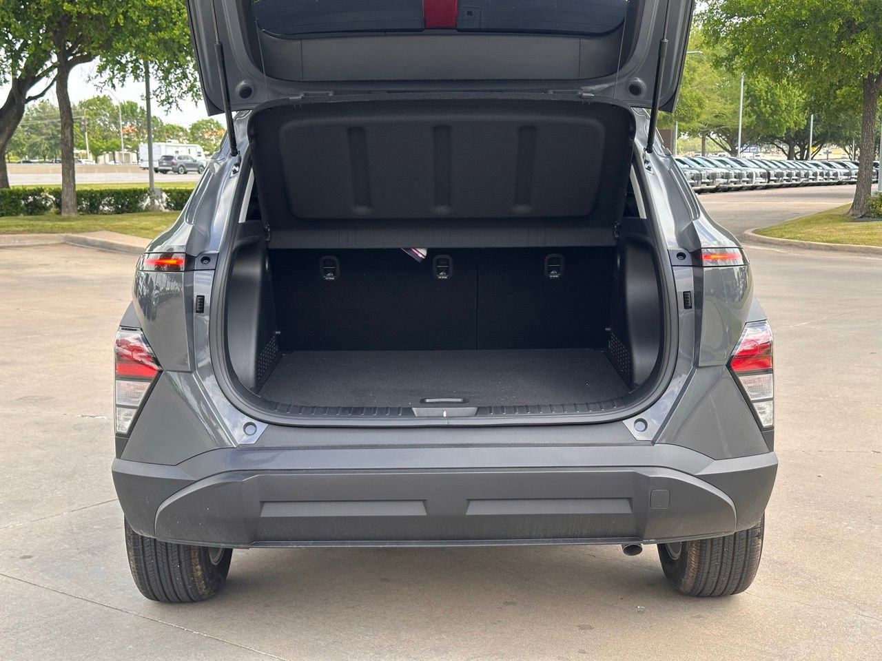 Used 2026 Hyundai Kona SE FWD image 15