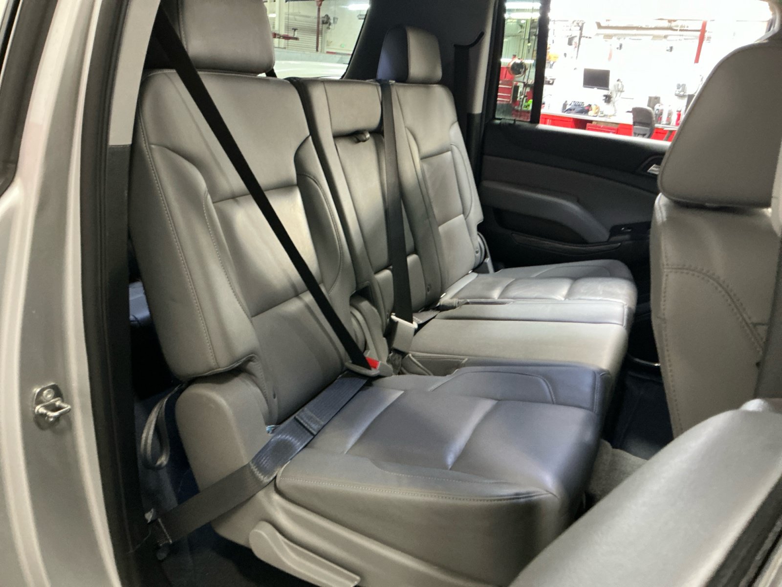 Used 2020 Chevrolet Suburban LT AWD/4WD image 18