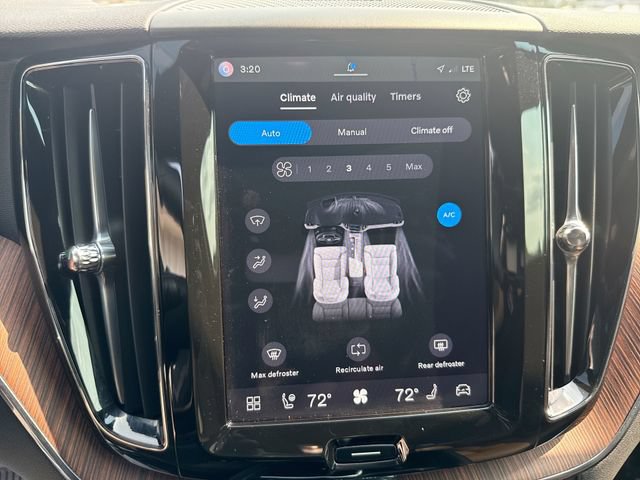 Certified 2024 Volvo XC60 T8 Plus w/ Protection Package Premier AWD/4WD image 20