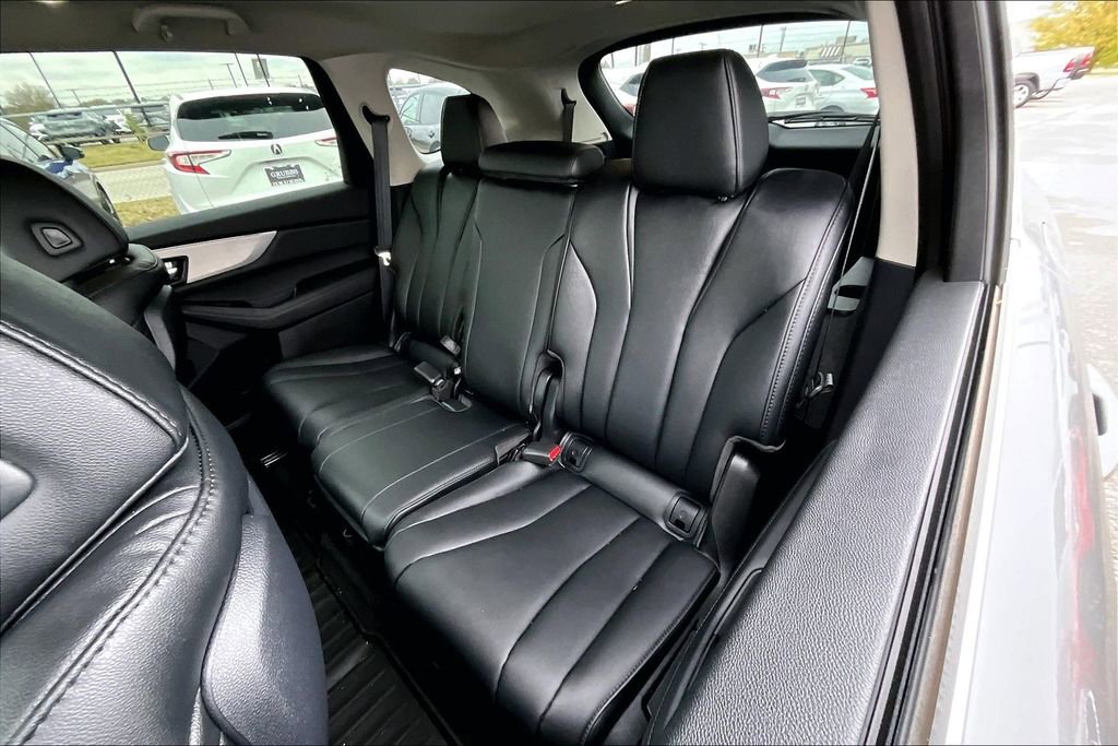 Used 2025 Acura MDX SH-AWD image 37