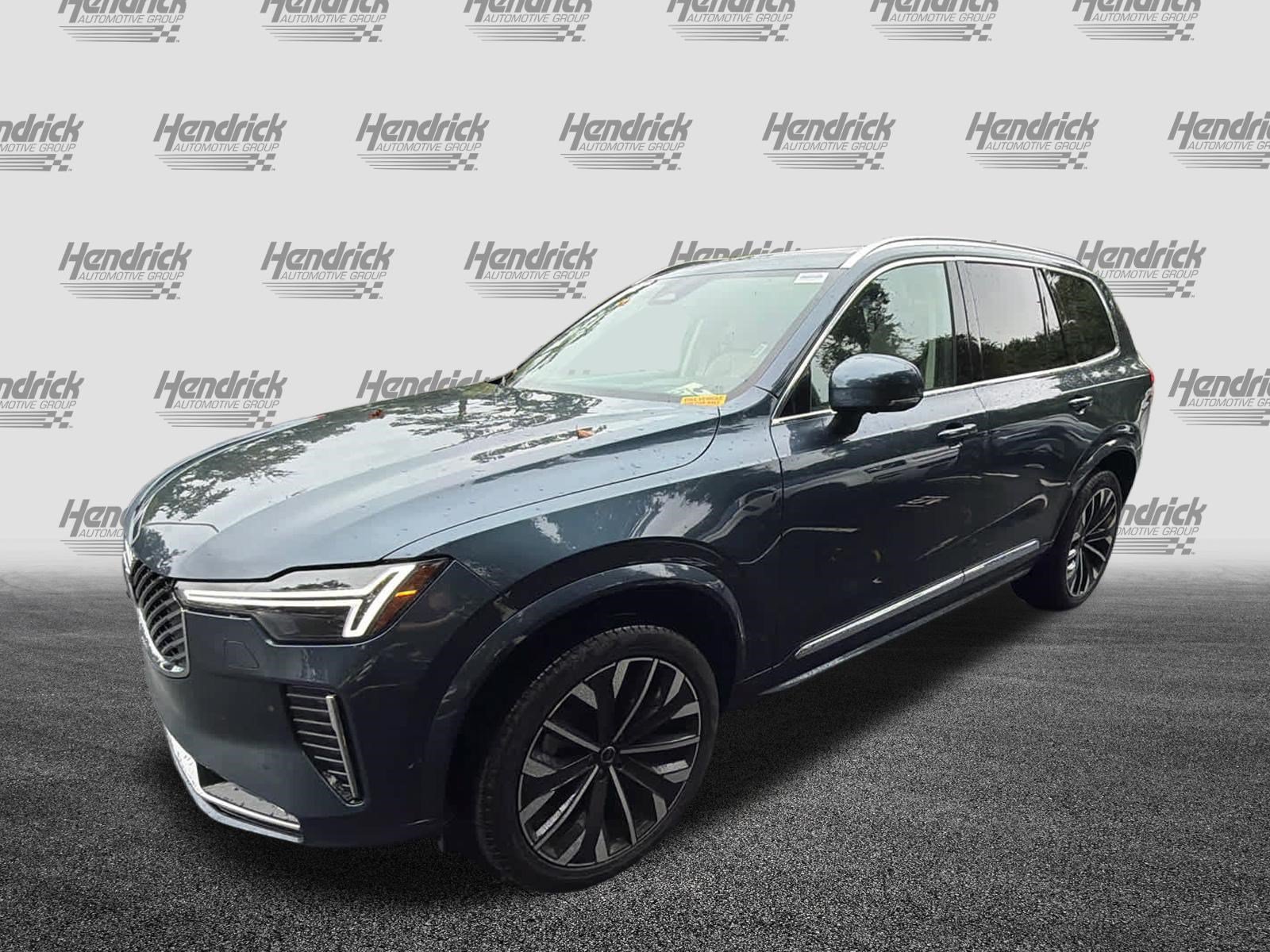Certified 2026 Volvo XC90 B6 Ultra AWD/4WD image 6