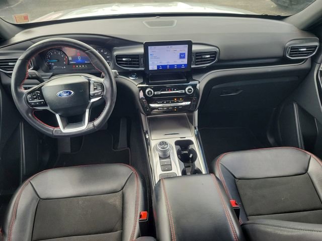 Used 2023 Ford Explorer ST-Line w/ Class IV Trailer Tow Package image 11