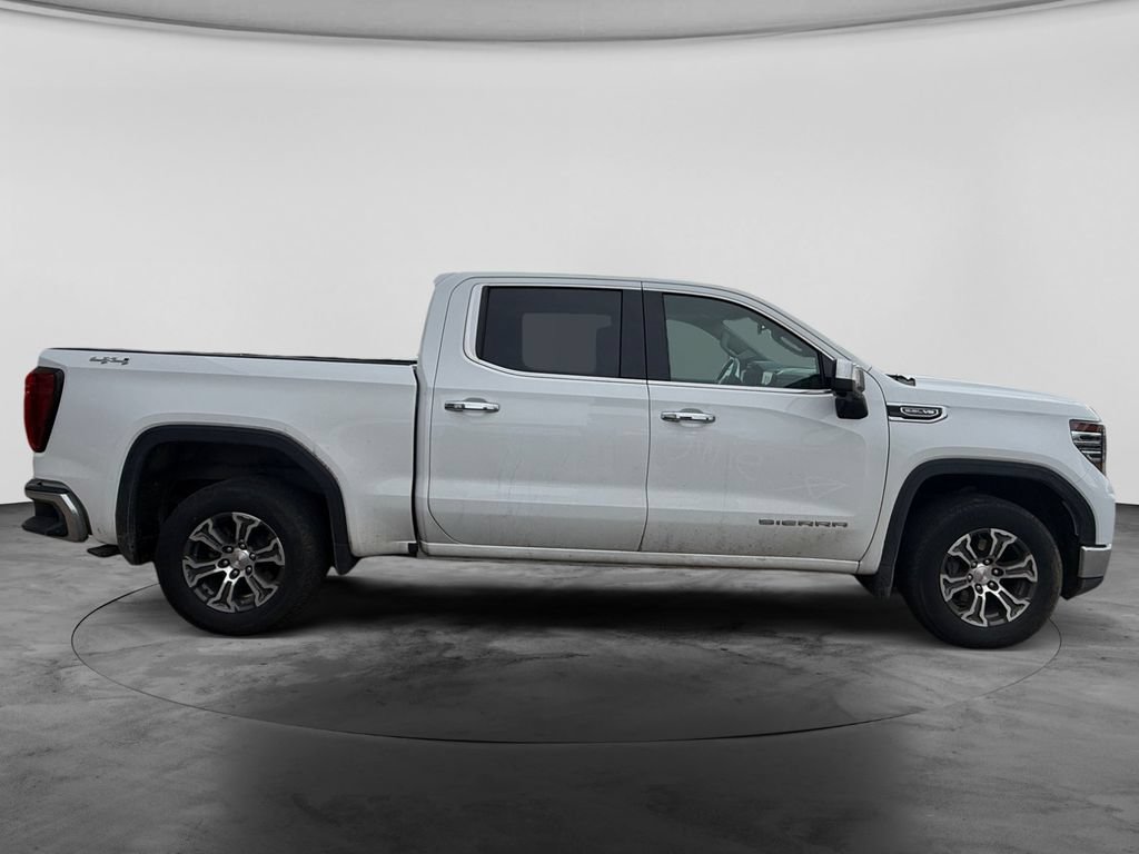 Used 2025 GMC Sierra 1500 SLT AWD/4WD image 11