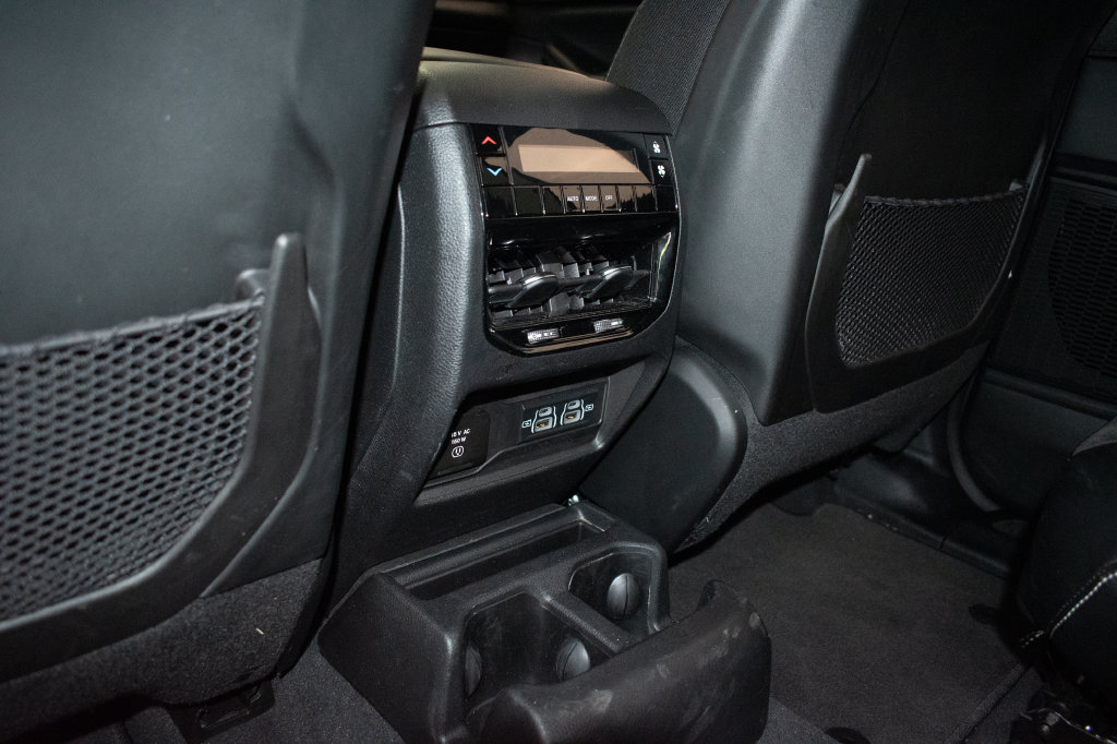 Used 2023 Jeep Grand Cherokee L Laredo AWD/4WD image 23