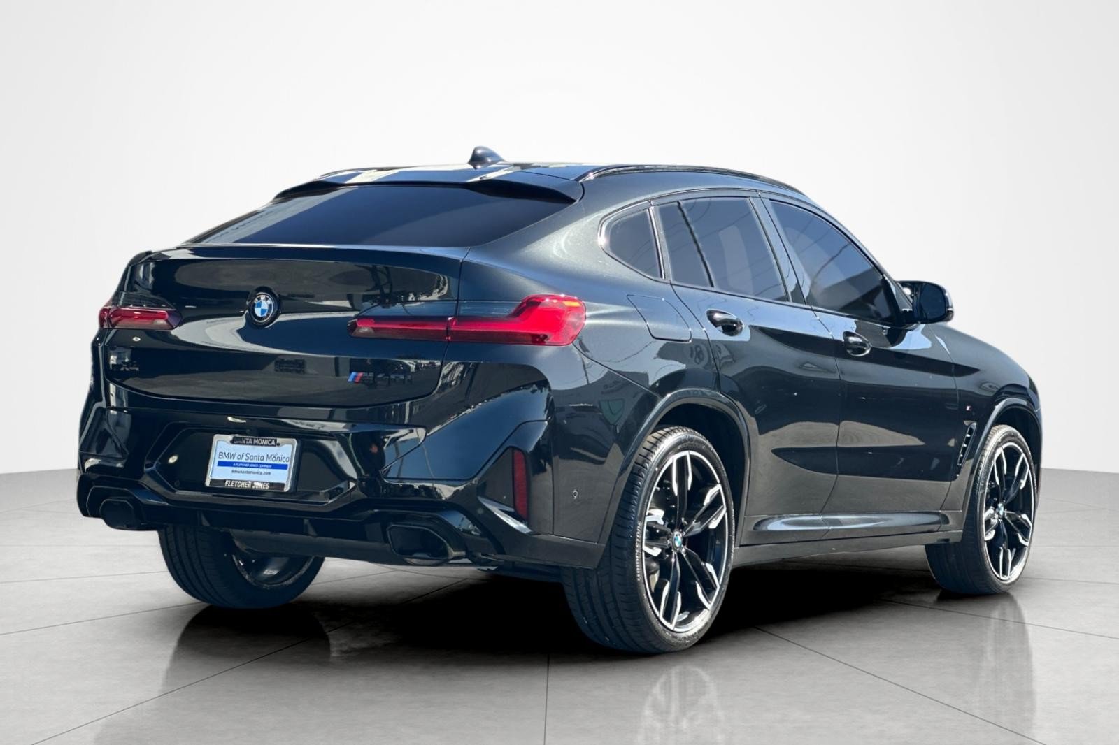 Used 2024 BMW X4 M40i w/ Premium Package AWD/4WD image 5