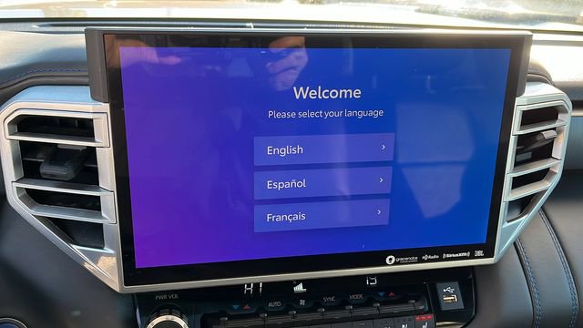 Used 2023 Toyota Tundra Platinum image 11