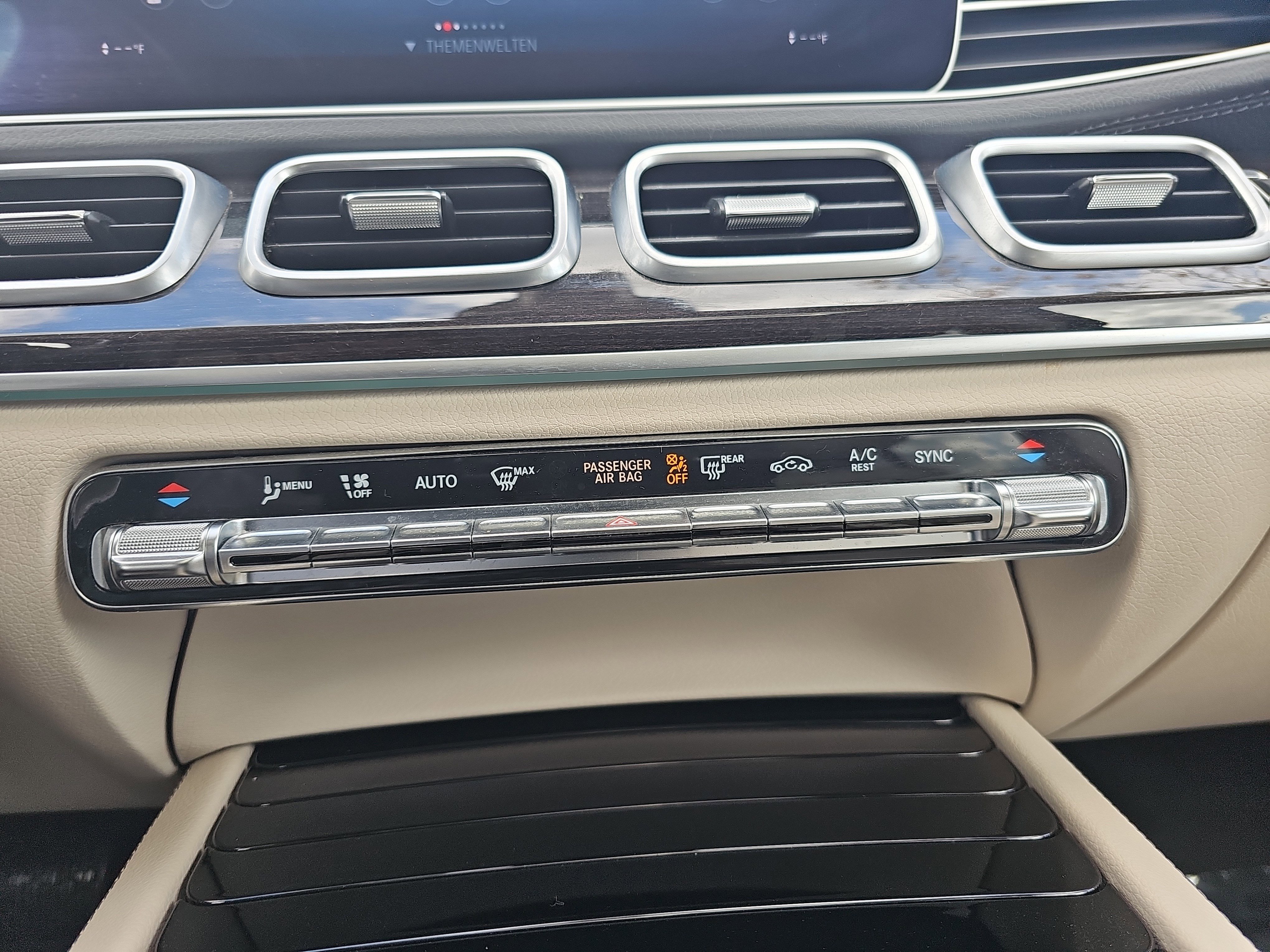 Used 2020 Mercedes-Benz GLS 450 4MATIC image 21