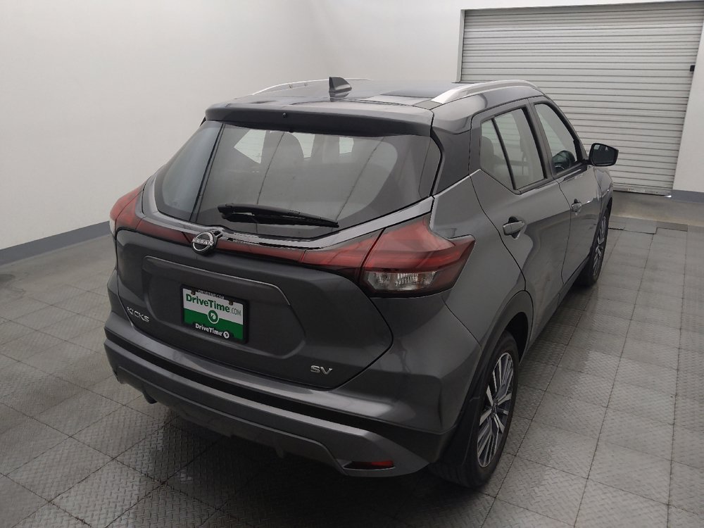 Used 2023 Nissan Kicks SV FWD image 7