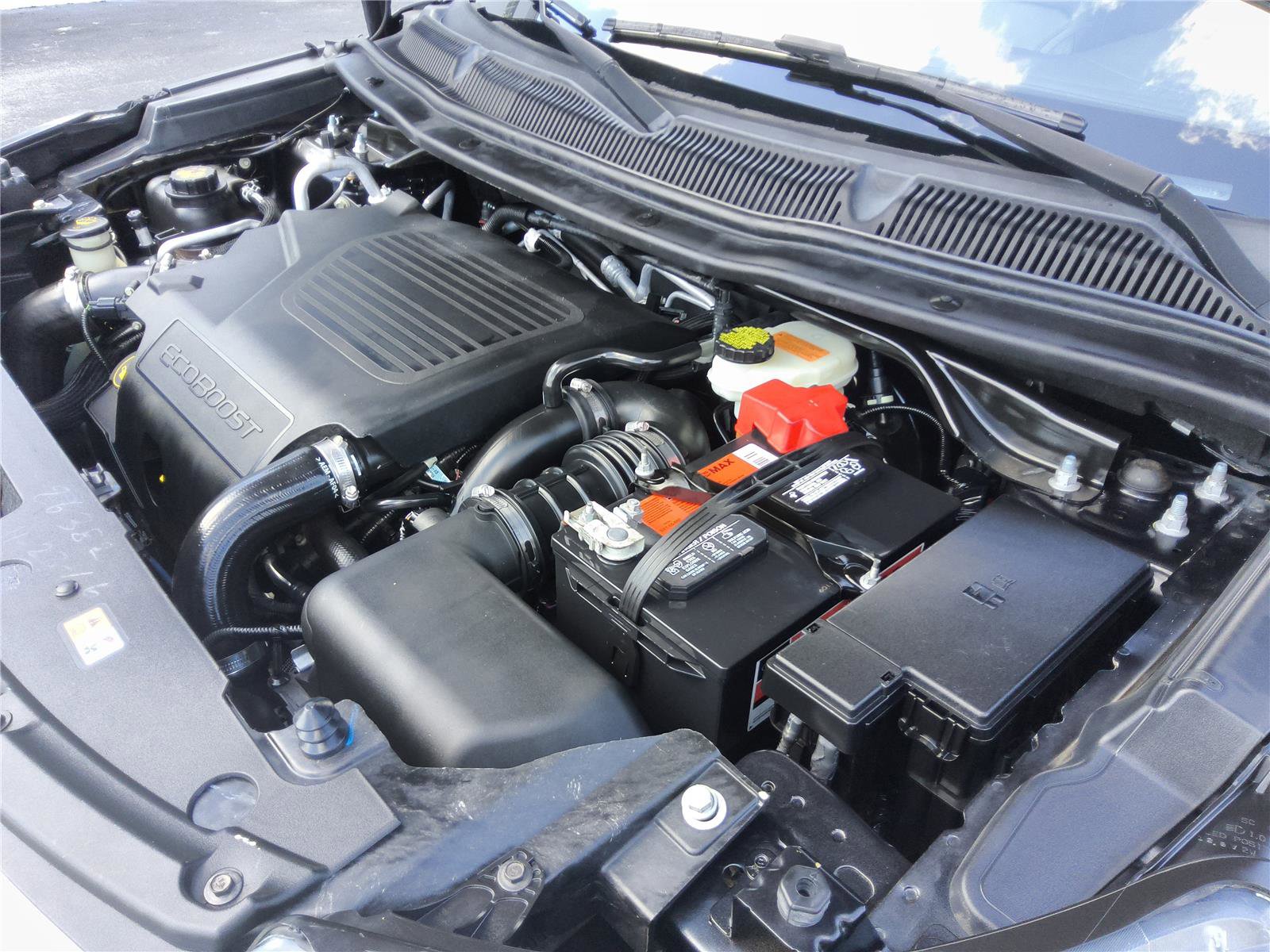 Used 2017 Ford Explorer Platinum image 13