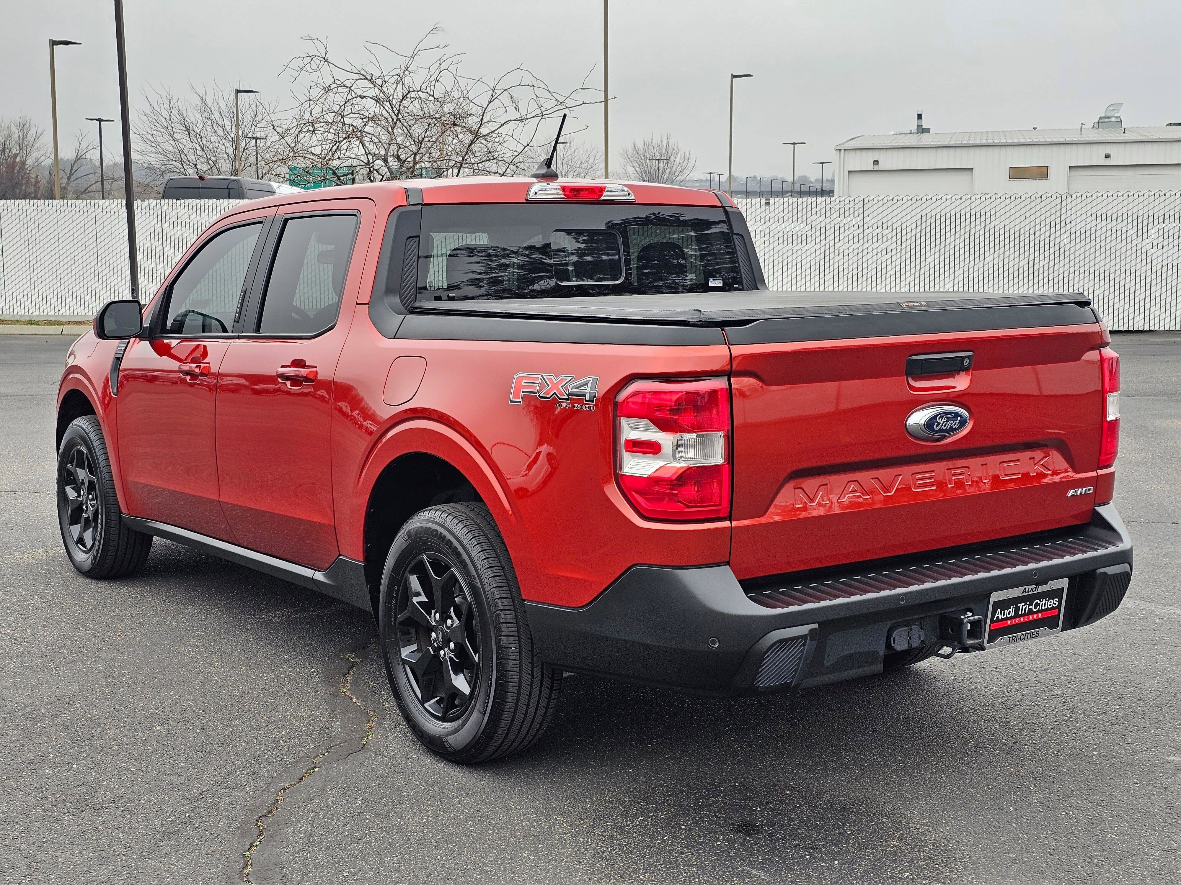 Used 2022 Ford Maverick Lariat w/ Lariat Luxury Package image 4