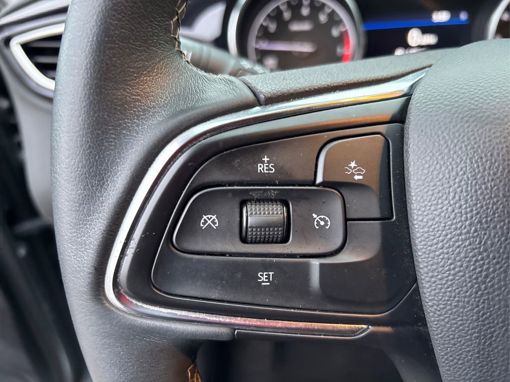 Used 2023 Buick Encore GX Select image 35