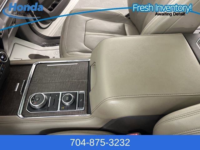 Used 2018 Ford Expedition Limited w/ Equipment Group 301A image 25