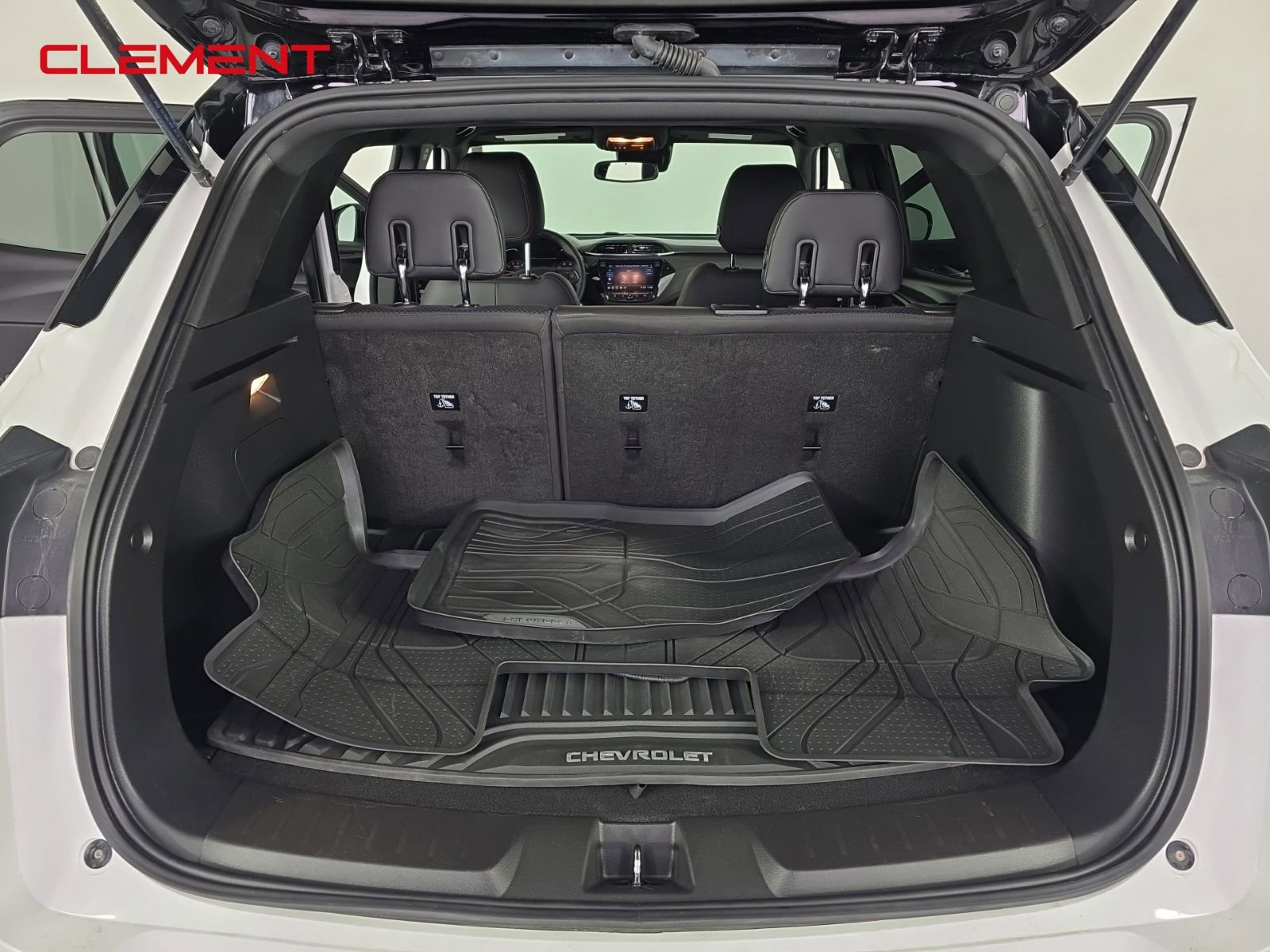 Used 2023 Chevrolet TrailBlazer RS w/ Convenience Package image 9