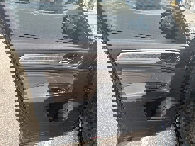 Certified 2023 Volkswagen Atlas Cross Sport SE w/ Black Wheel Package image 22