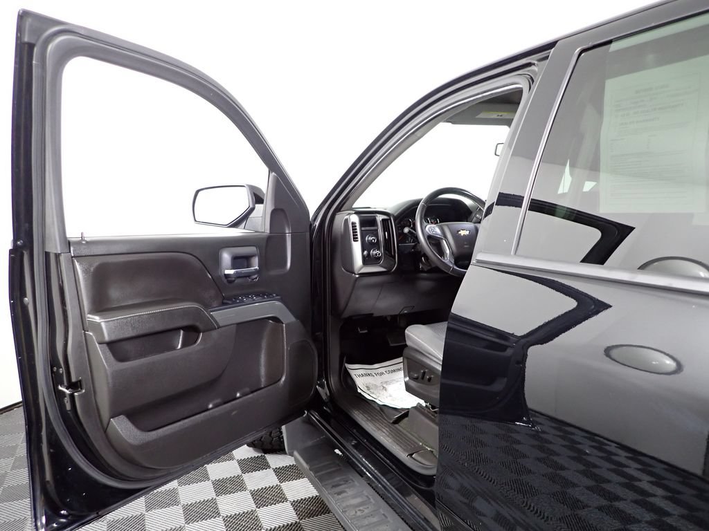 Used 2018 Chevrolet Silverado 1500 LT w/ All Star Edition AWD/4WD image 20