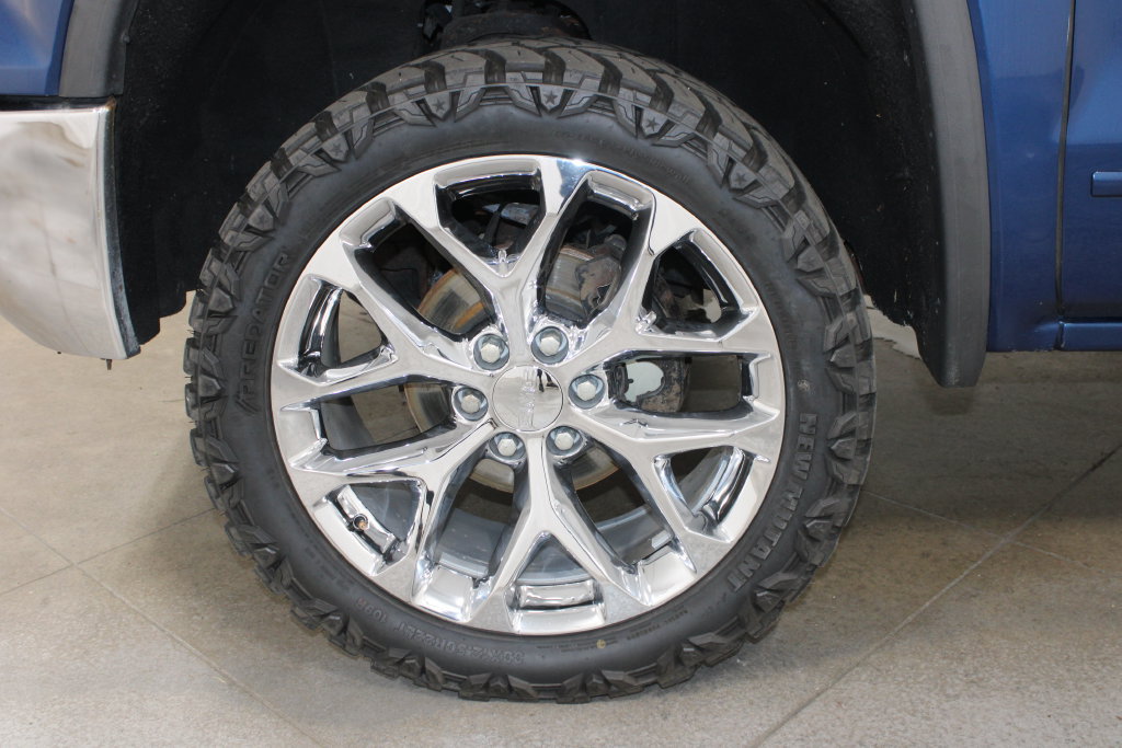 Used 2015 GMC Sierra 1500 SLE AWD/4WD image 52