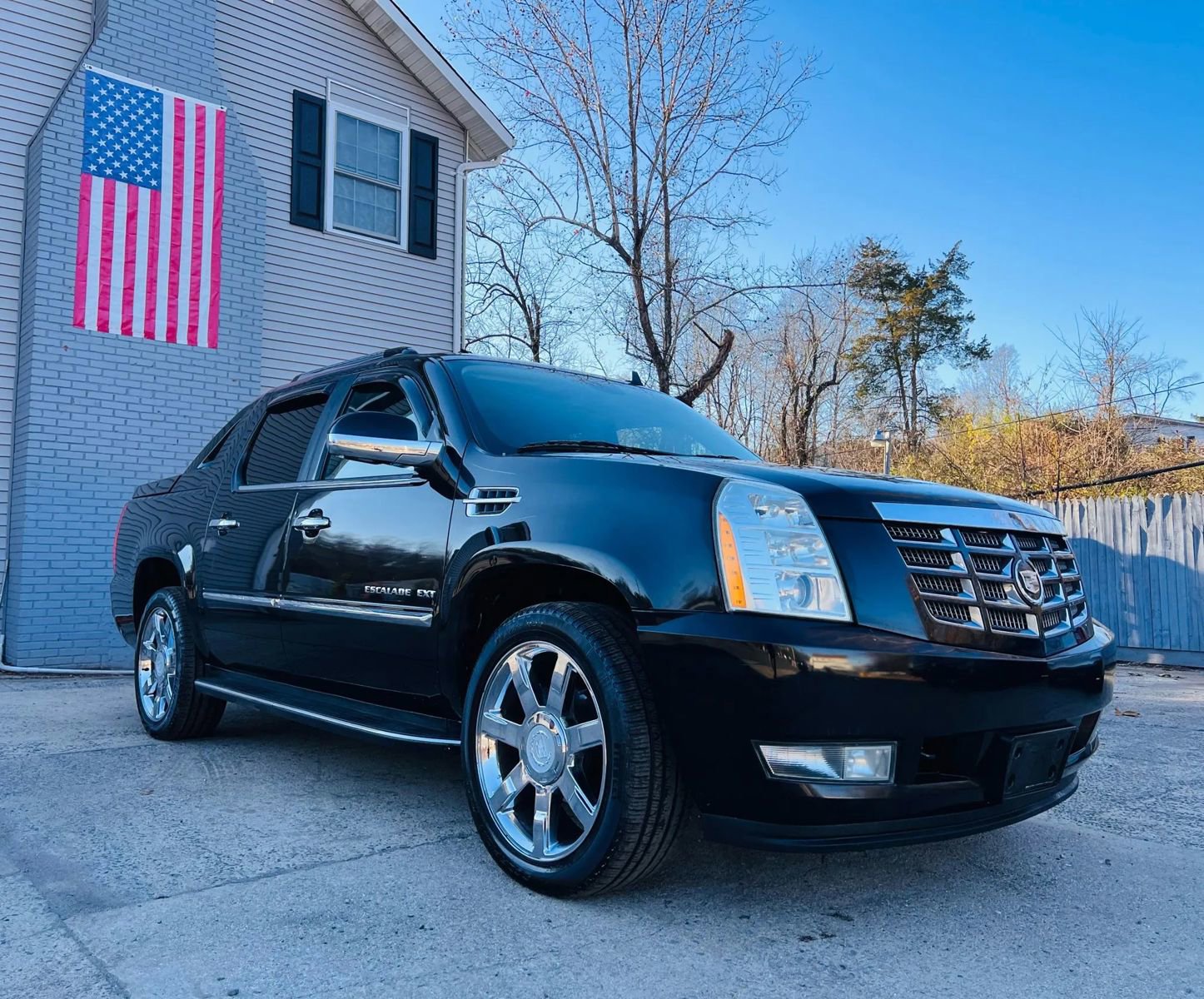 Used 2009 Cadillac Escalade EXT image 5