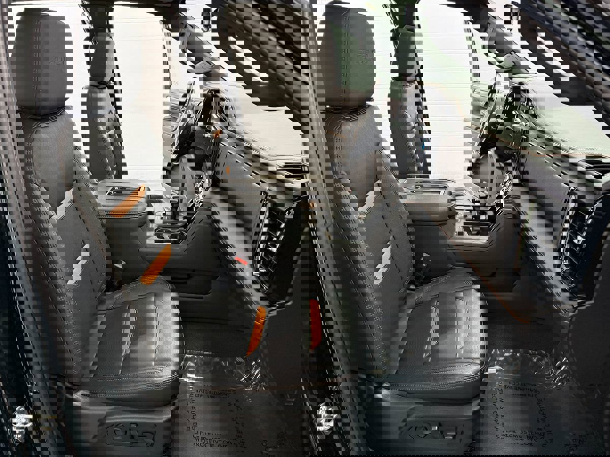 Used 2022 GMC Sierra 1500 AT4 image 20