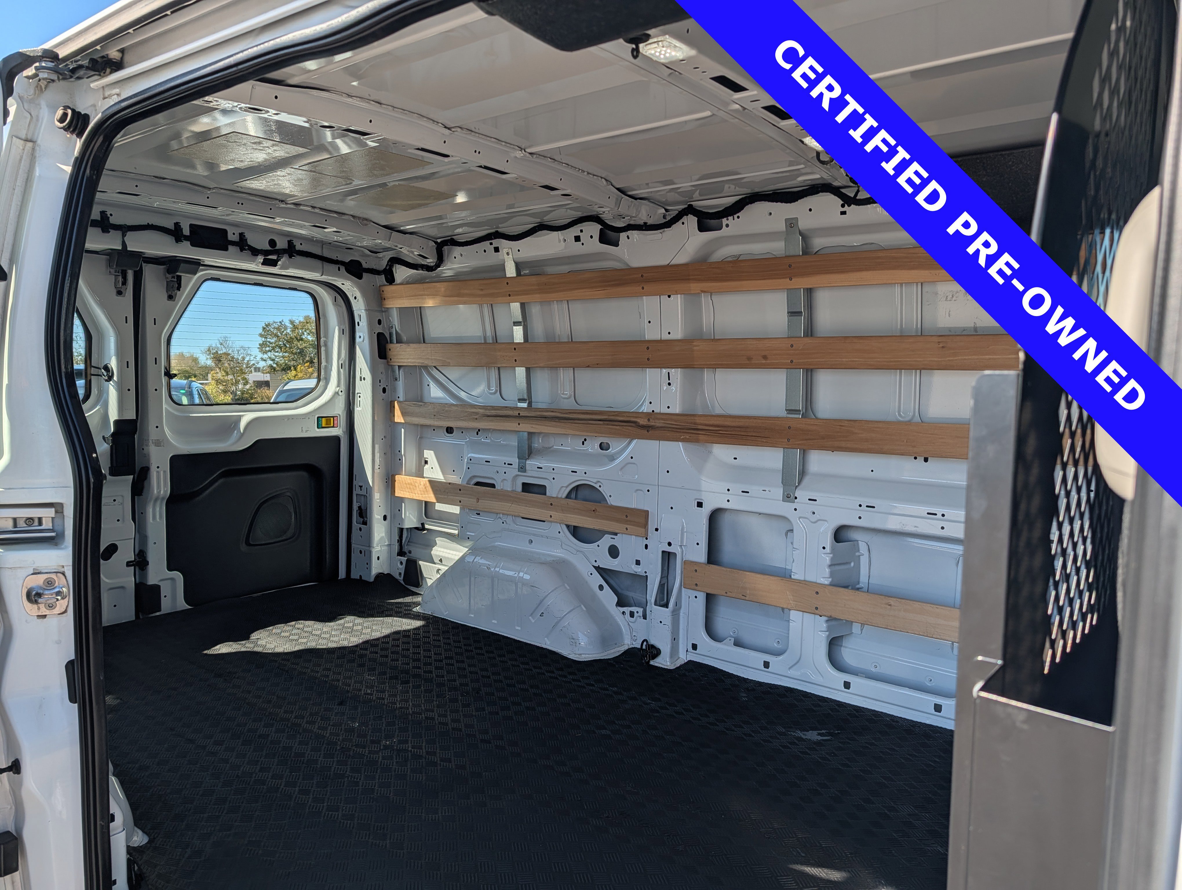 Certified 2024 Ford Transit 250 Low Roof w/ Exterior Upgrade Package RWD image 15