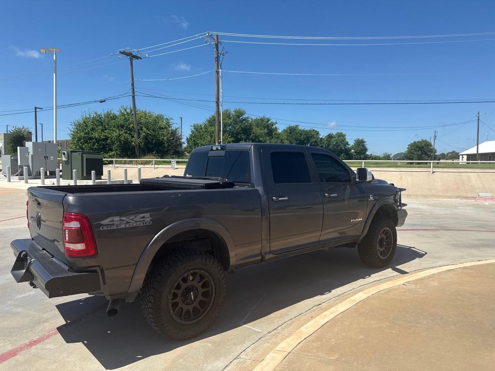 Used 2021 RAM 2500 Laramie w/ Safety Group B AWD/4WD image 5