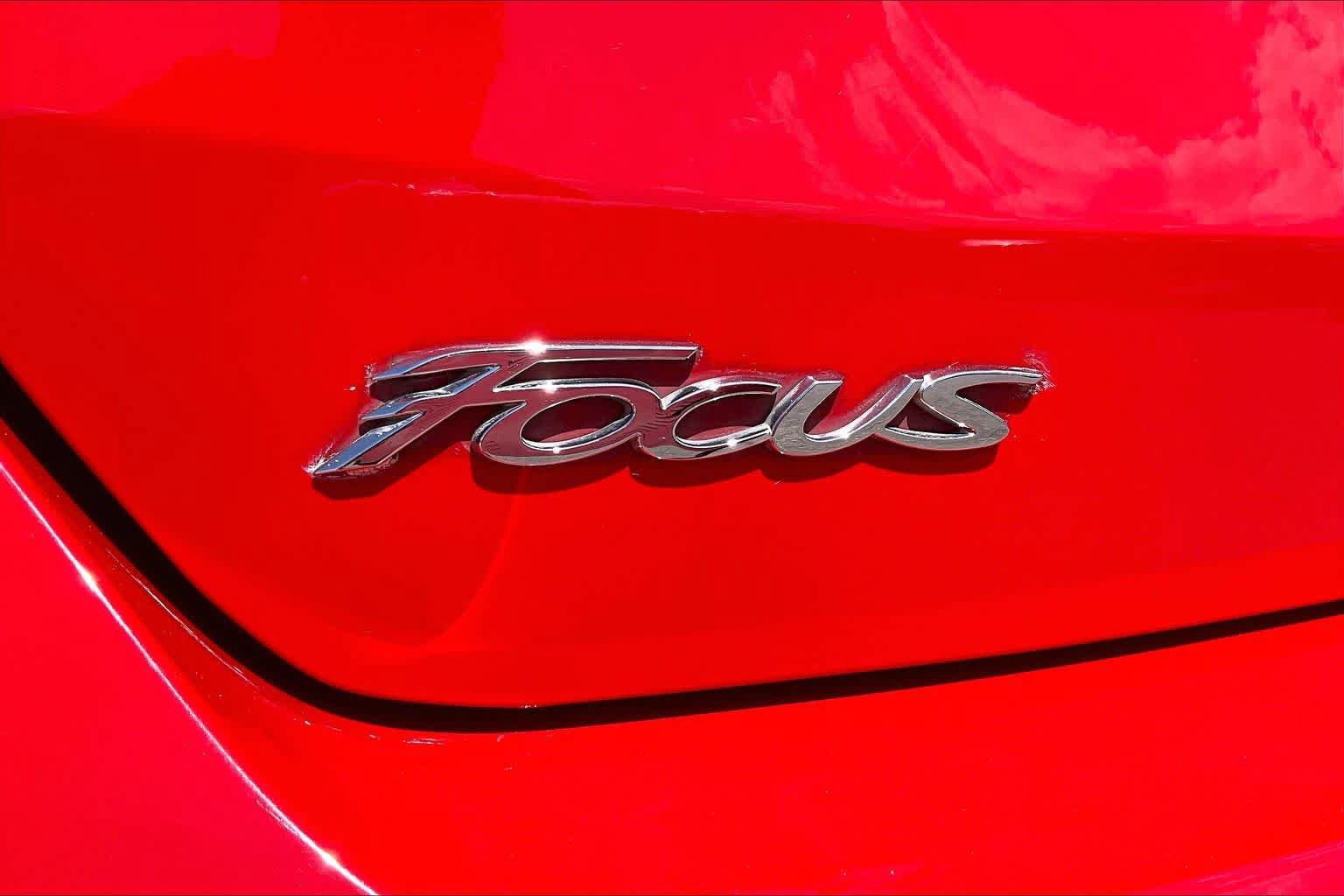 Used 2016 Ford Focus SE w/ Equipment Group 201A FWD image 30