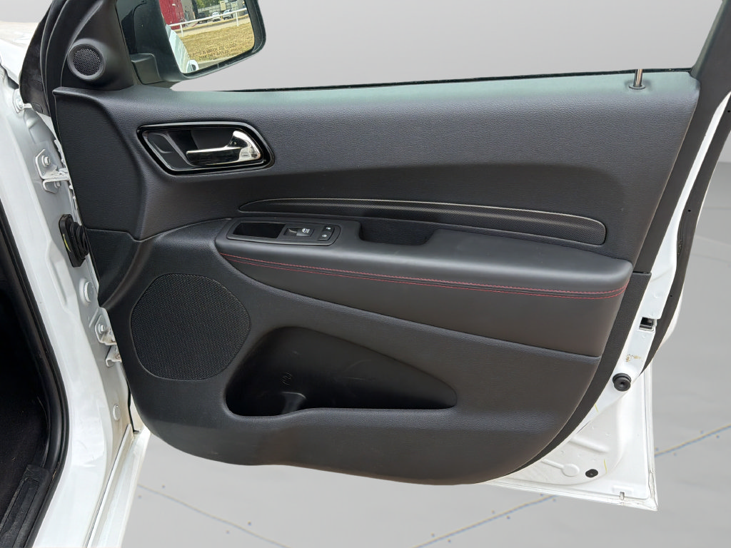 Used 2024 Dodge Durango GT RWD image 9
