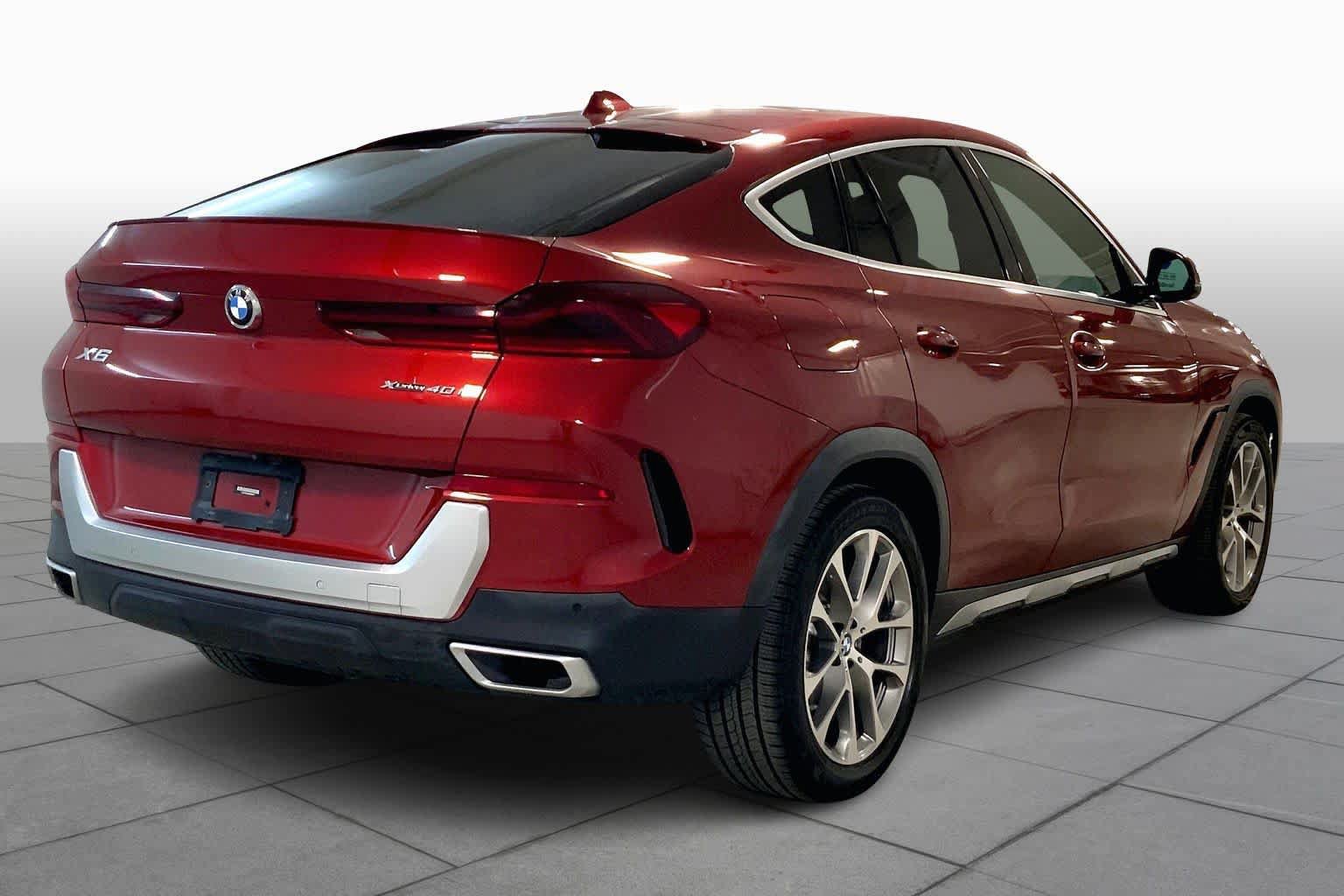 Used 2021 BMW X6 xDrive40i w/ Premium Package AWD/4WD image 12