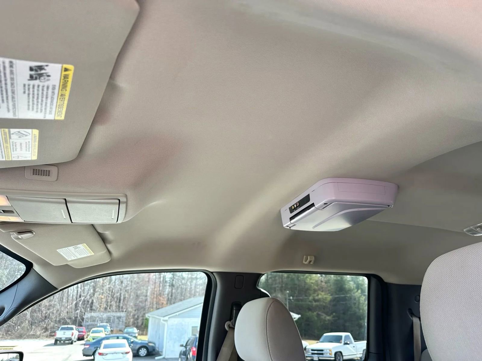 Used 2010 Ford F150 XLT image 41