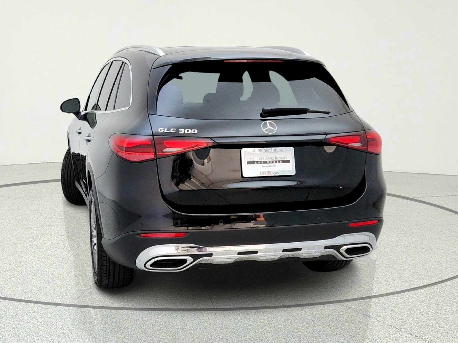 Used 2025 Mercedes-Benz GLC 300 image 11