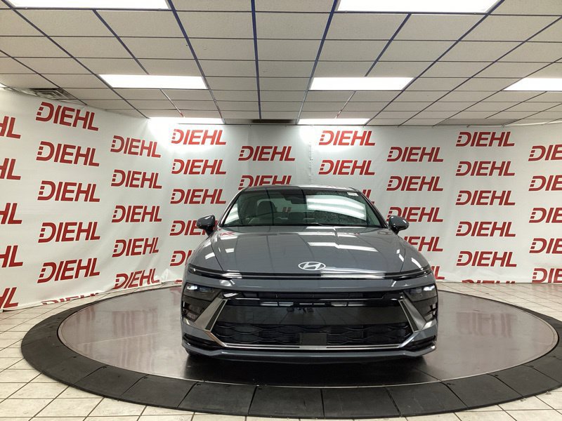 Used 2024 Hyundai Sonata SEL AWD/4WD image 2