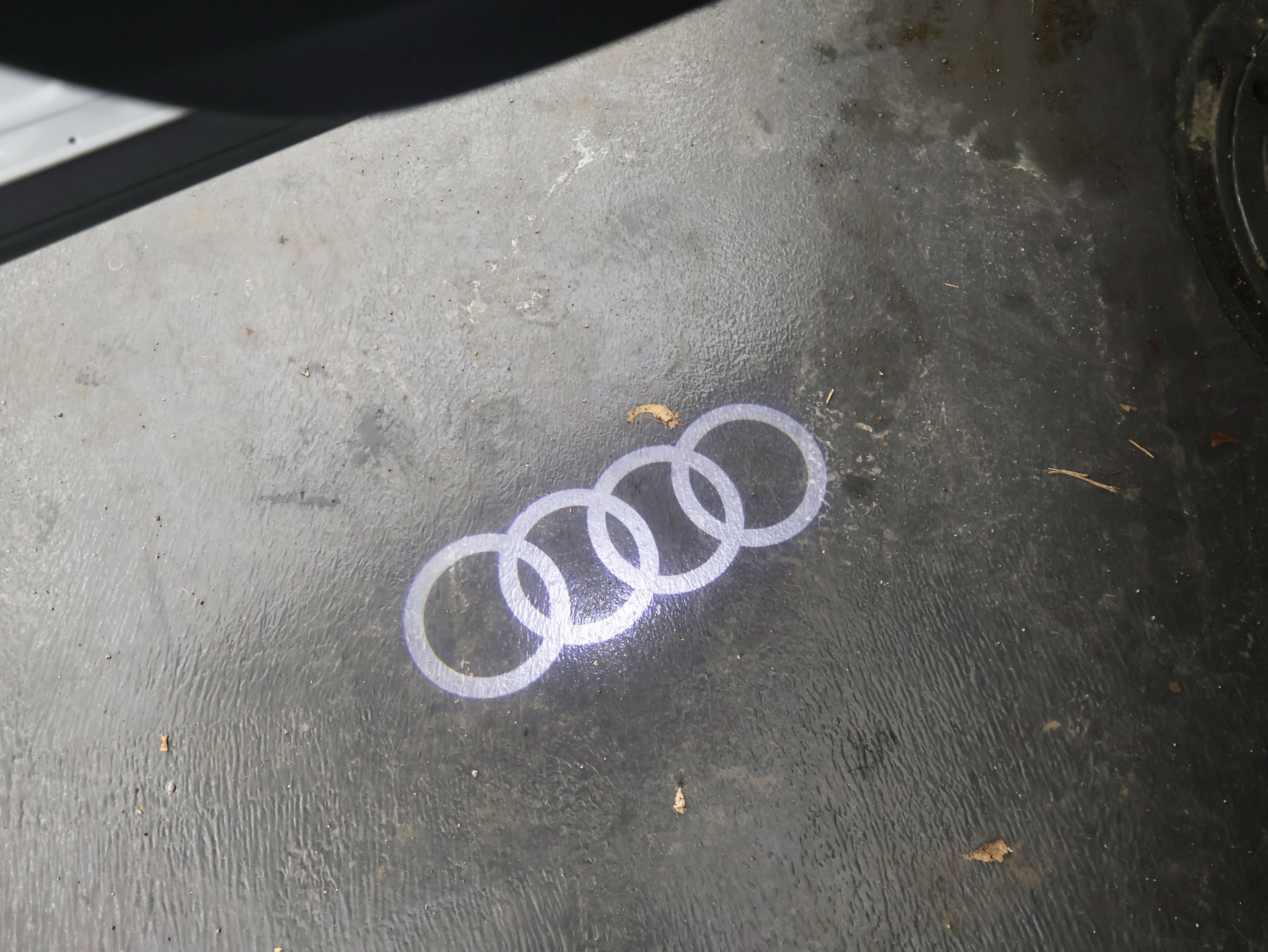 Used 2019 Audi Q8 Premium Plus w/ Premium Plus image 27